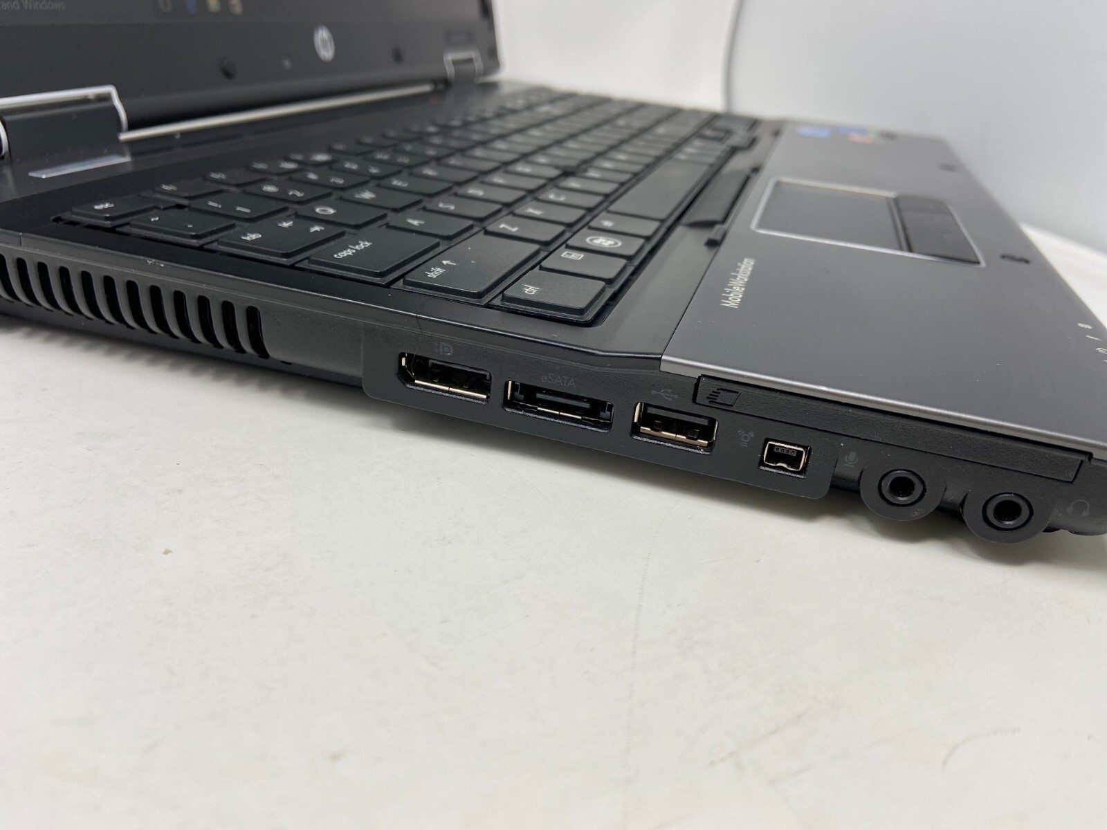 HP EliteBook 8540w 15″ Core i7-620M 2.7GHz 4GB 512GB SSD Win10 AMD Gaming Laptop