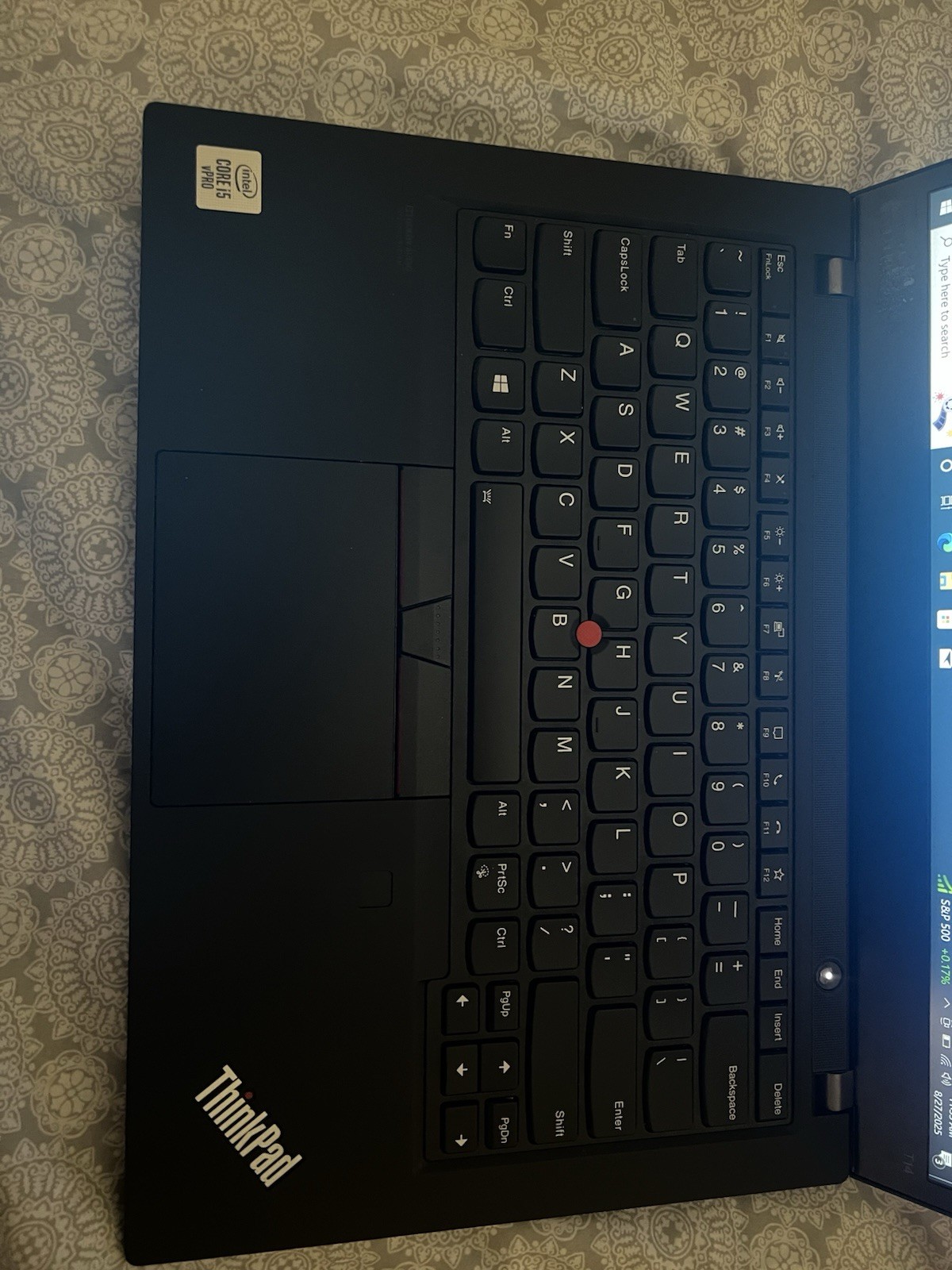 💻 Lenovo ThinkPad T14 Laptop + 2 Lenovo 40AJ Ultra Docking Stations
