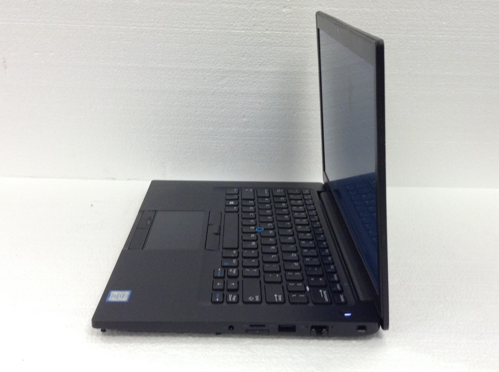 Dell Latitude 7490 Laptop i7-8650U 1.90GHz 14″ FHD Webcam WiFi No RAM No AS / IS