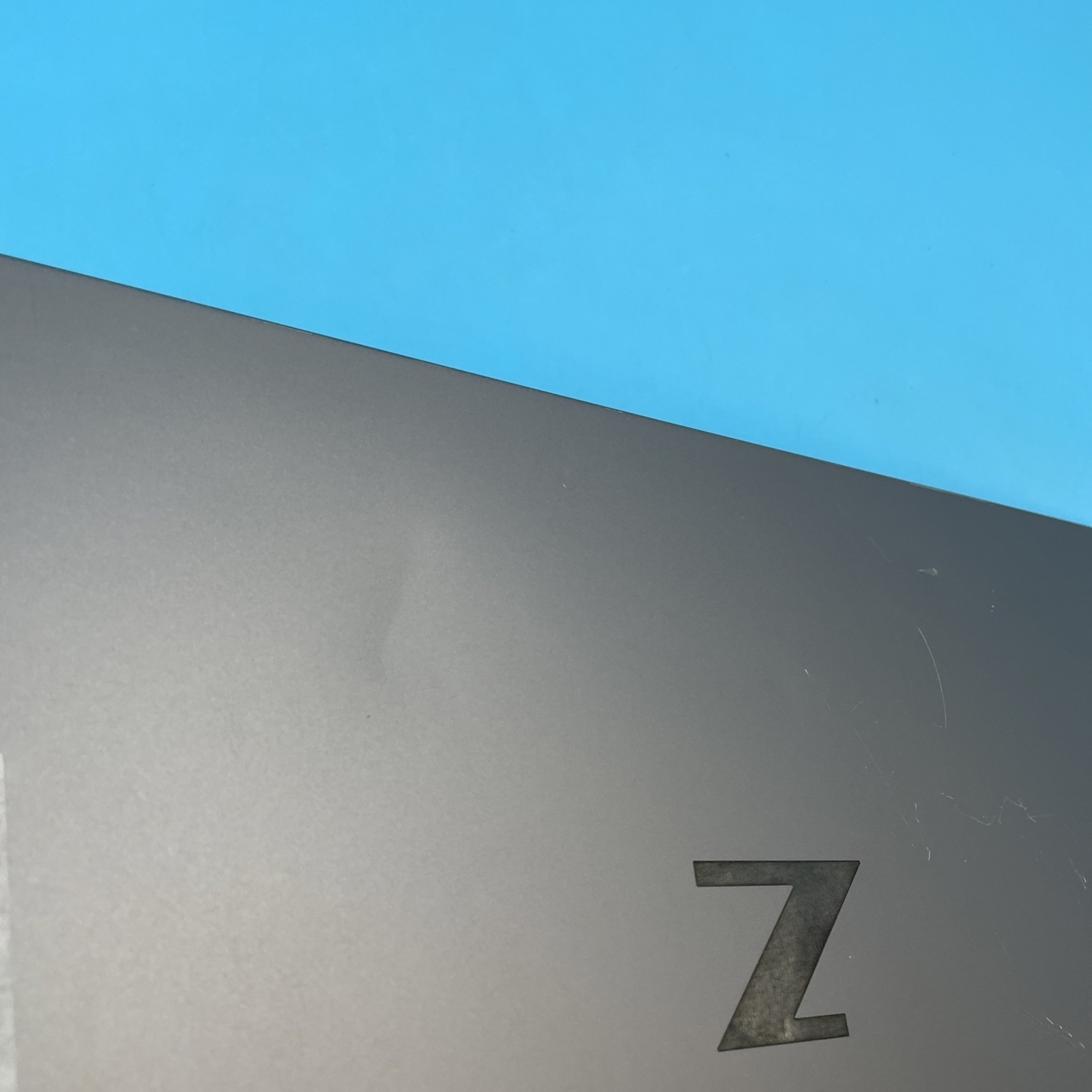 HP ZBook Firefly G8 | i7-1165G7 | 16GB RAM | 512GB SSD | WIN 11 PRO | 71% BATT