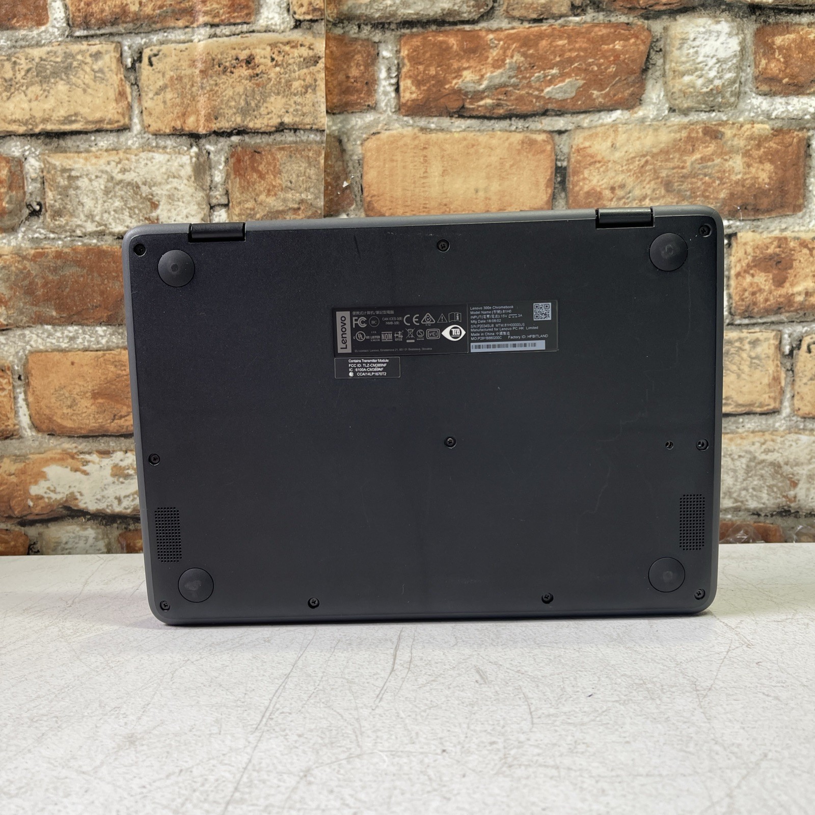 Lenovo Chromebook 300e Tested LCD Screen w/ Chassis & Battery – No Motherboard’s