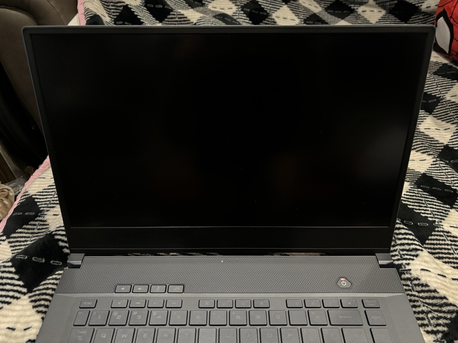 ASUS ROG Zephyrus M15 15.6″ (1TB SSD, Intel i7-10750H, 16 GB RAM) Laptop – Black