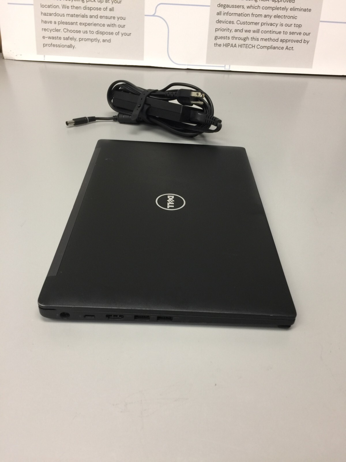 Dell Latitude 7480 14″Core i5 7th gen 2.60GHz 8GB 256GB SSD WIN 11 PRO TOUCH