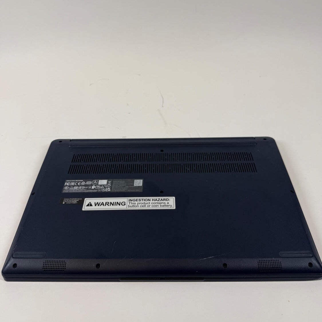 Lenovo IdeaPad 1 15AMN7 15.6″ Ryzen 5 7520U 2.8GHz 8GB RAM 256GB