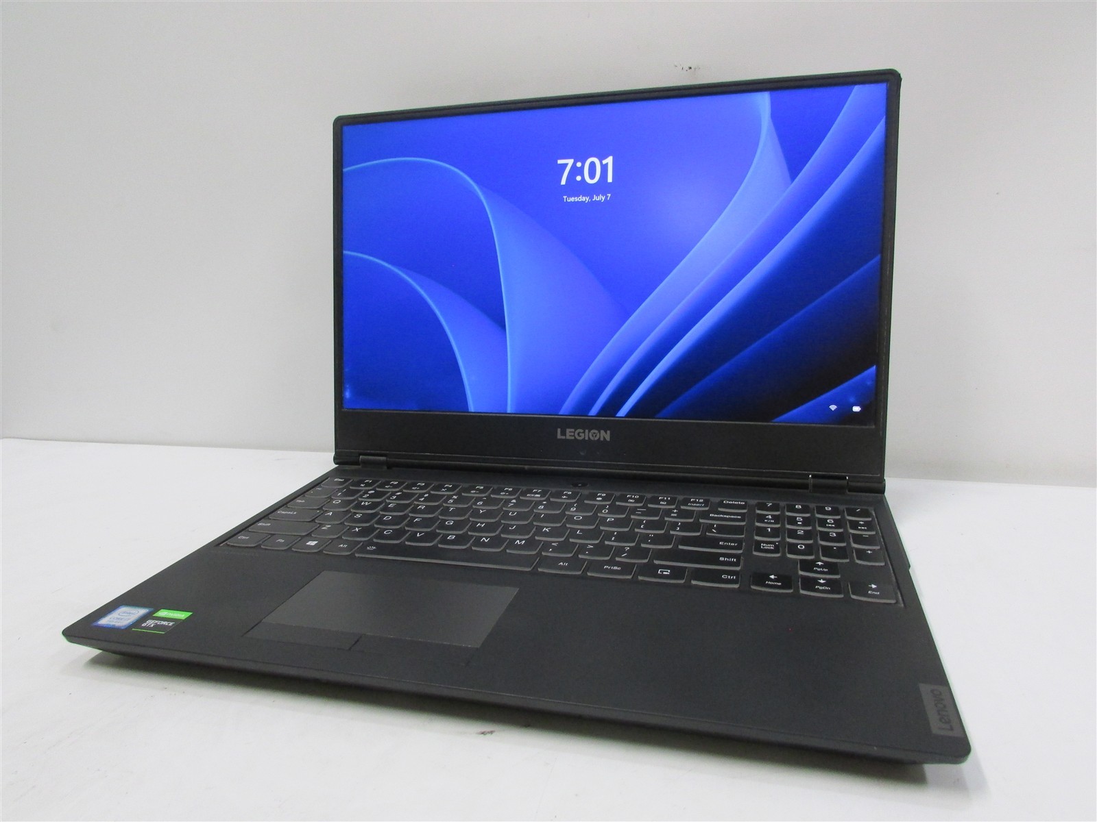 Lenovo Legion Y540 i7-9750H 2.6GHz 16GB RAM 512GB NVME 1TB SSD 15.6″ W11H LIQDMG