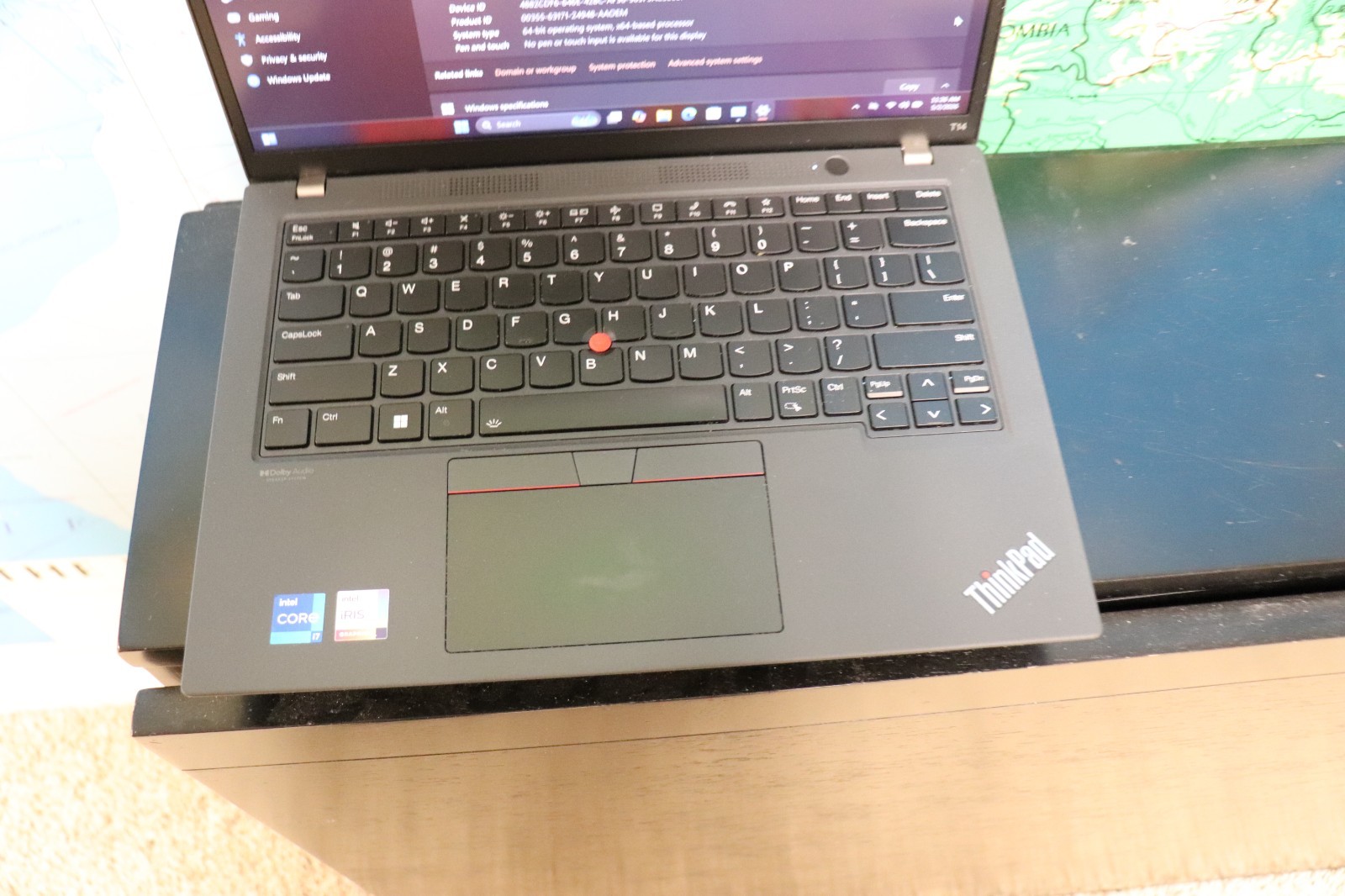 Lenovo ThinkPad T14 Gen 3 FHD+ 2.1 GHz i7-1260P 16GB 512GB SSD None T