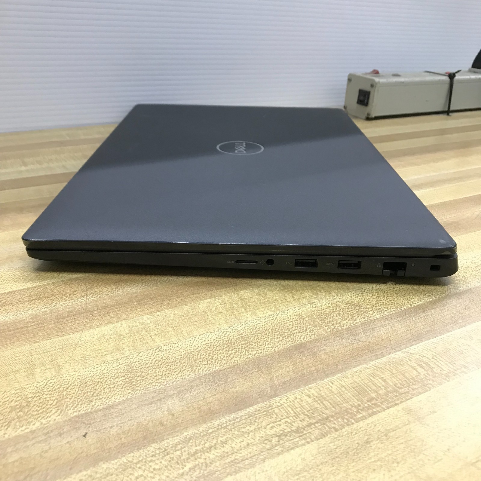 Dell Latitude 3520 15.6″ i5-1135G7 2.4GHz 8GB RAM 256GB SSD (Windows 11 Pro)