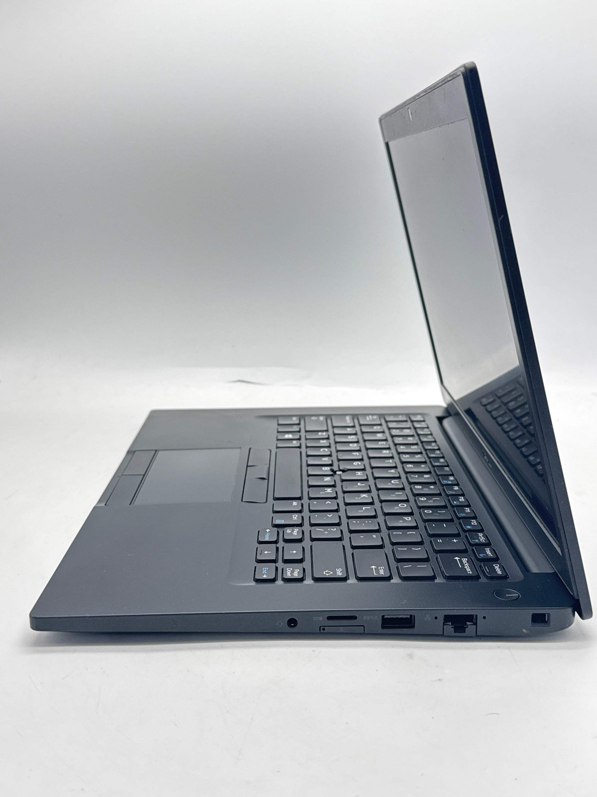 Dell Latitude 7490 14″ Core i5 8th Gen 8GB 256GB SSD Black For Parts