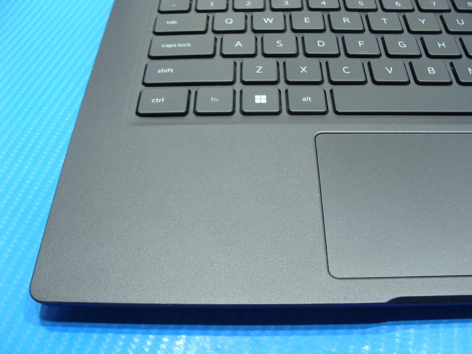 Dell Latitude 7330 13.3″FHD corei5-1245U 1.6GHz 16GB 256GB W11P ExcellentBat +PA