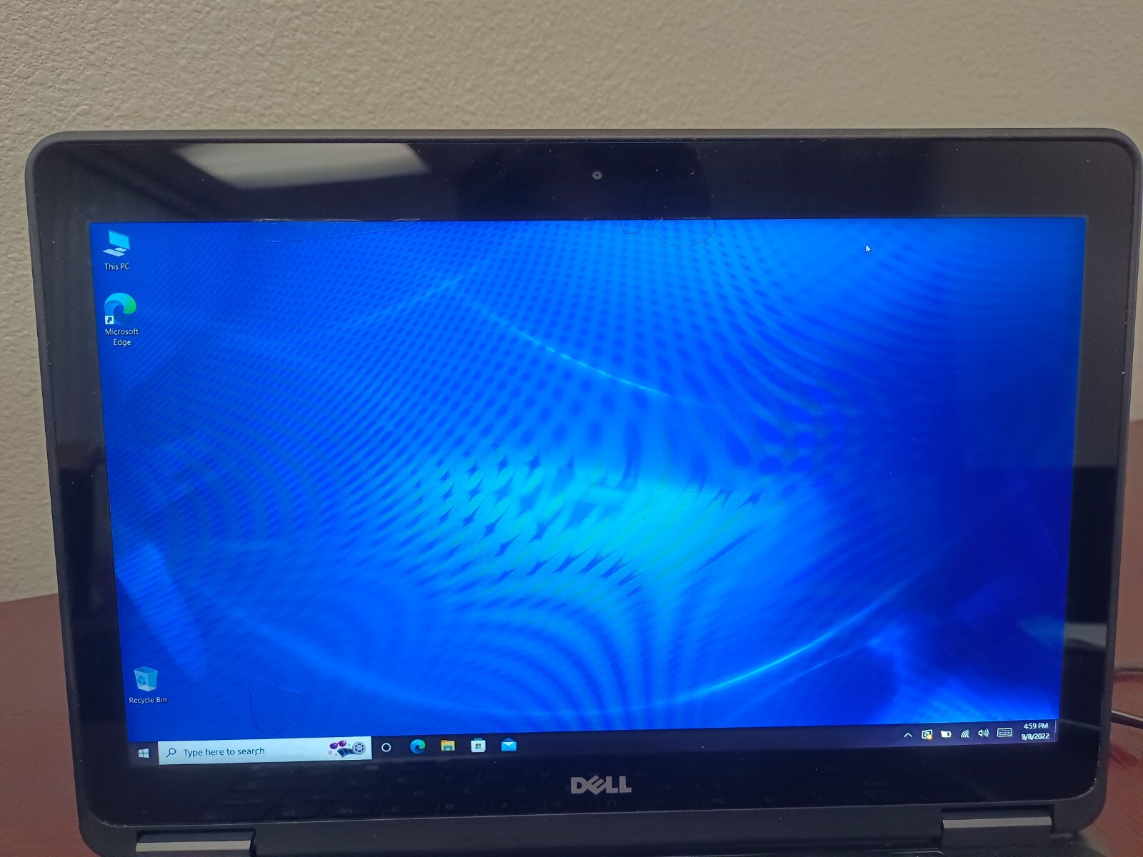 Dell E7240 12.5″ FHD Touch Laptop i7-4600U 2.1GHz 4GB Ram 256GB SSD W10P