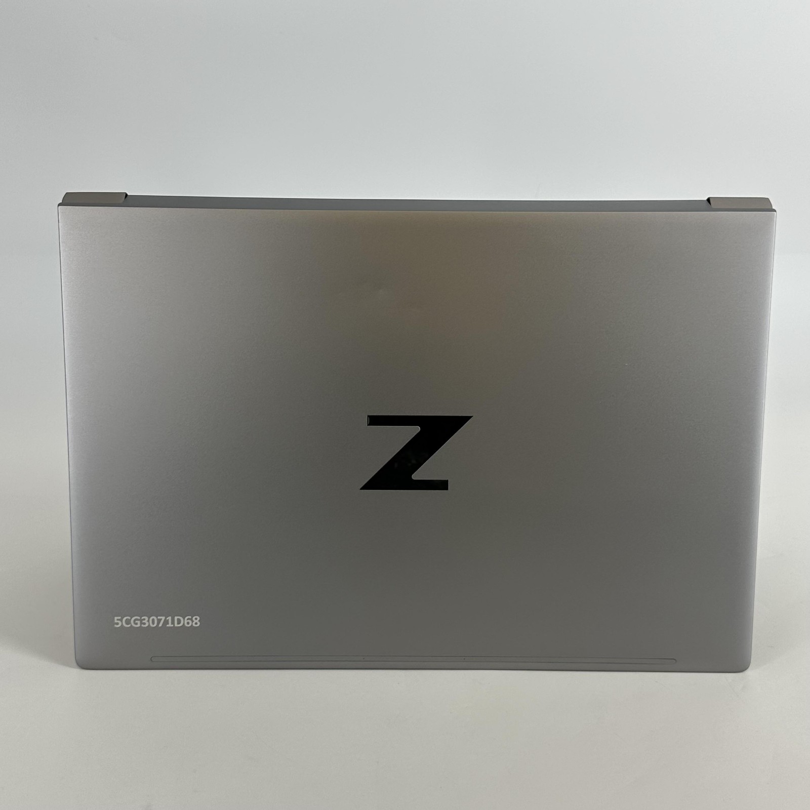 HP ZBook Fury 16 G9 FHD+ 2.1 GHz i7-12850HX 32GB 1TB SSD RTX A2000 Good
