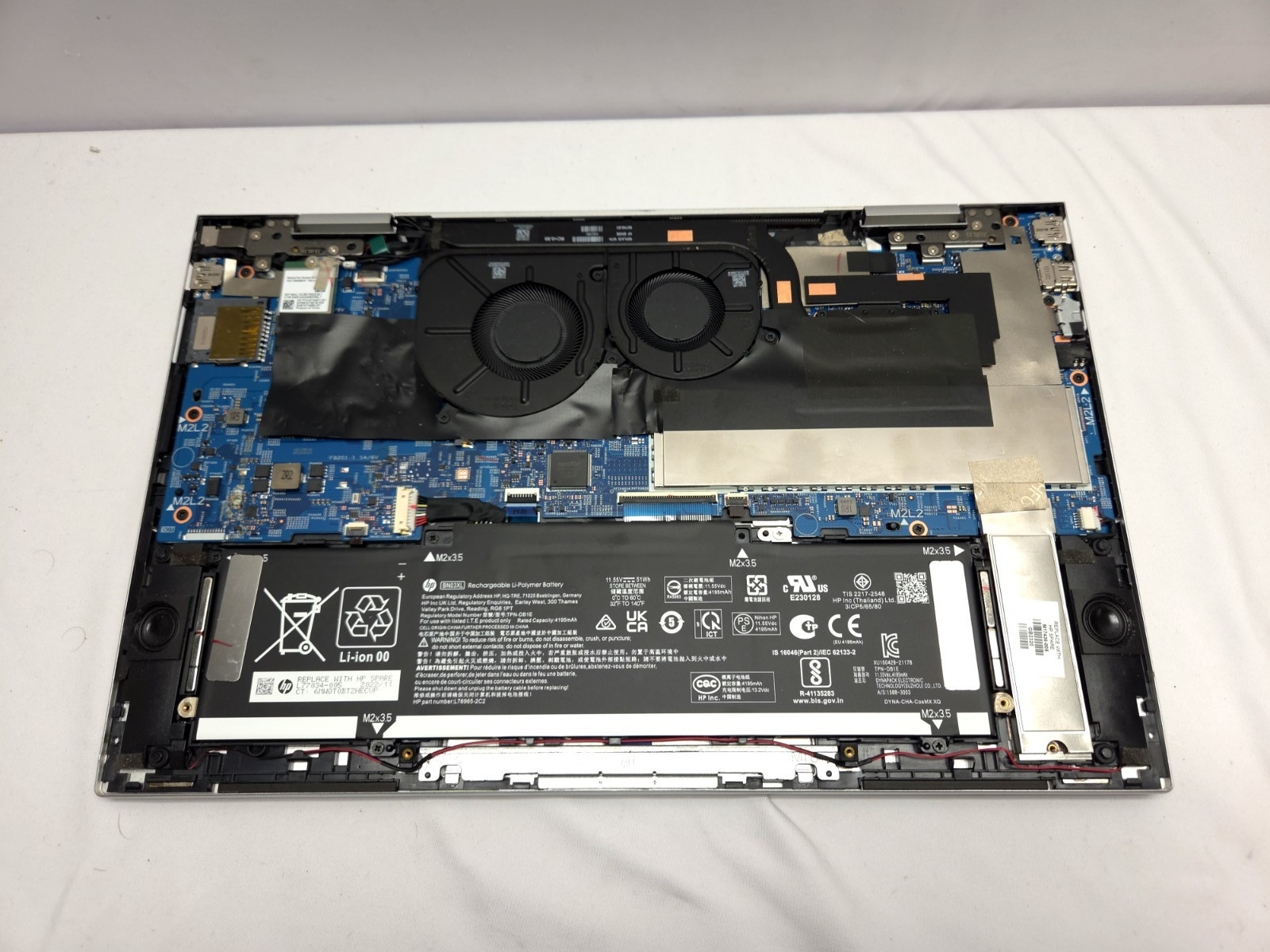 HP ENVY x360 15-ES2050WM 15.6″ Intel Core i5-1240P 2-In-1 Touch Display AS-IS