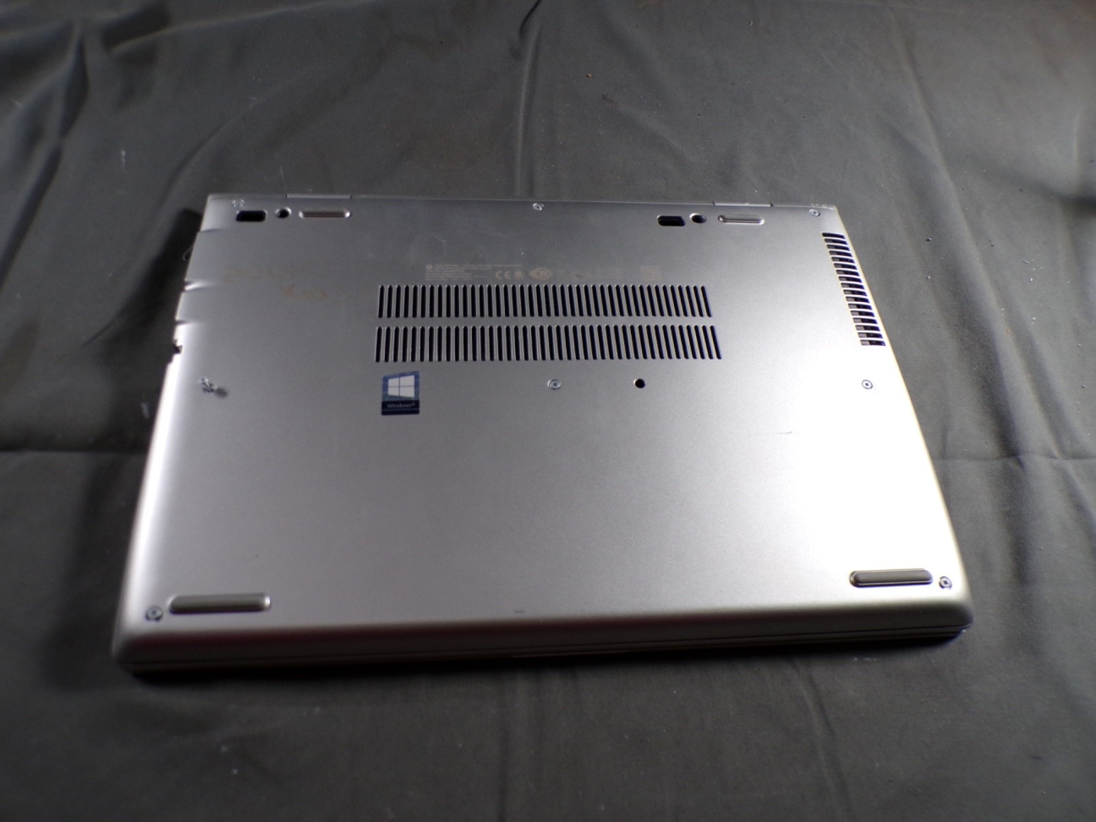 HP PROBOOK 640 G5 INTEL CORE I7-8665U 1.90GHZ 8GB RAM **NO HD/ NO CADDIE/ NO OS/