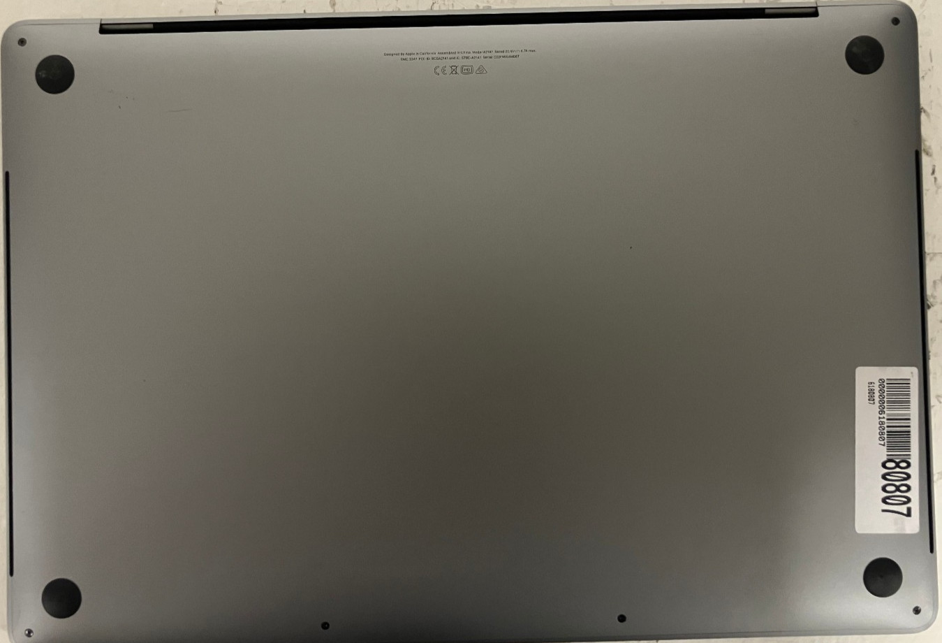 Apple MacBook Pro A2141 16″ Radeon 5500M 2.4GHz Intel Core i9-9980HK 64GB 1TB