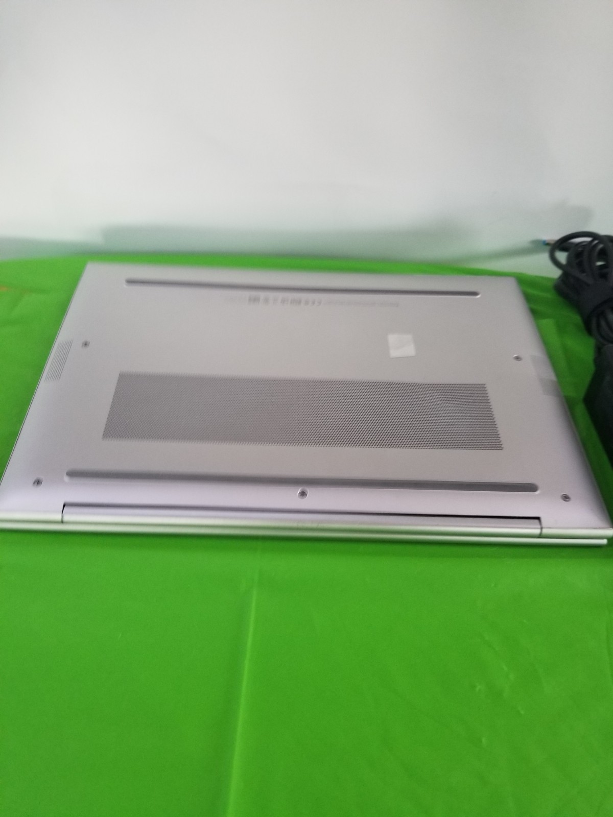 HP EliteBook 840 14 inch G9 Notebook PC intel core i7-1260p,WIN 11 PRO, 16GB,512