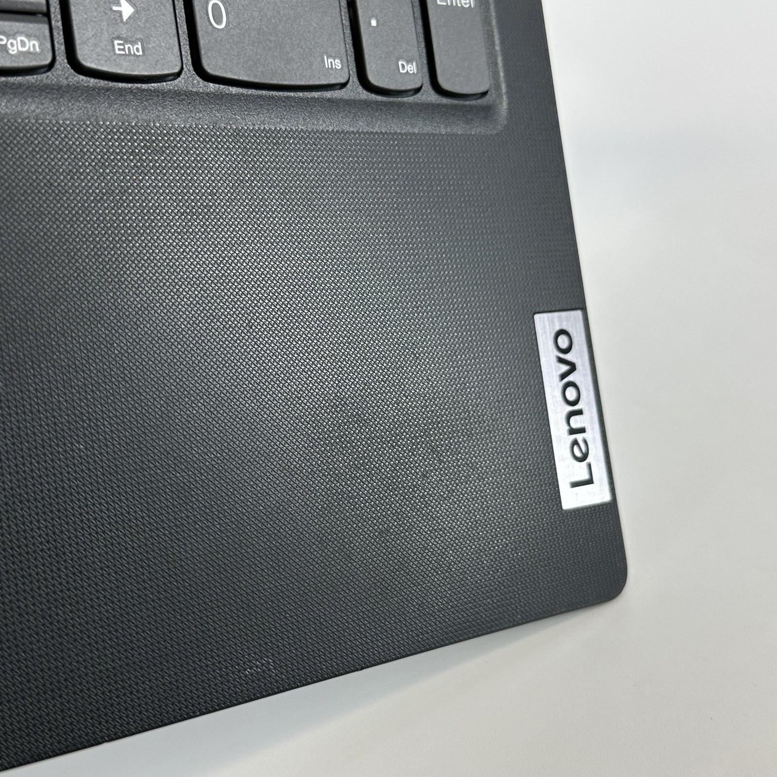 Lenovo V15 G4 15.6 Black FHD 1.2 GHz i3-1315U 8GB RAM 256GB SSD Good