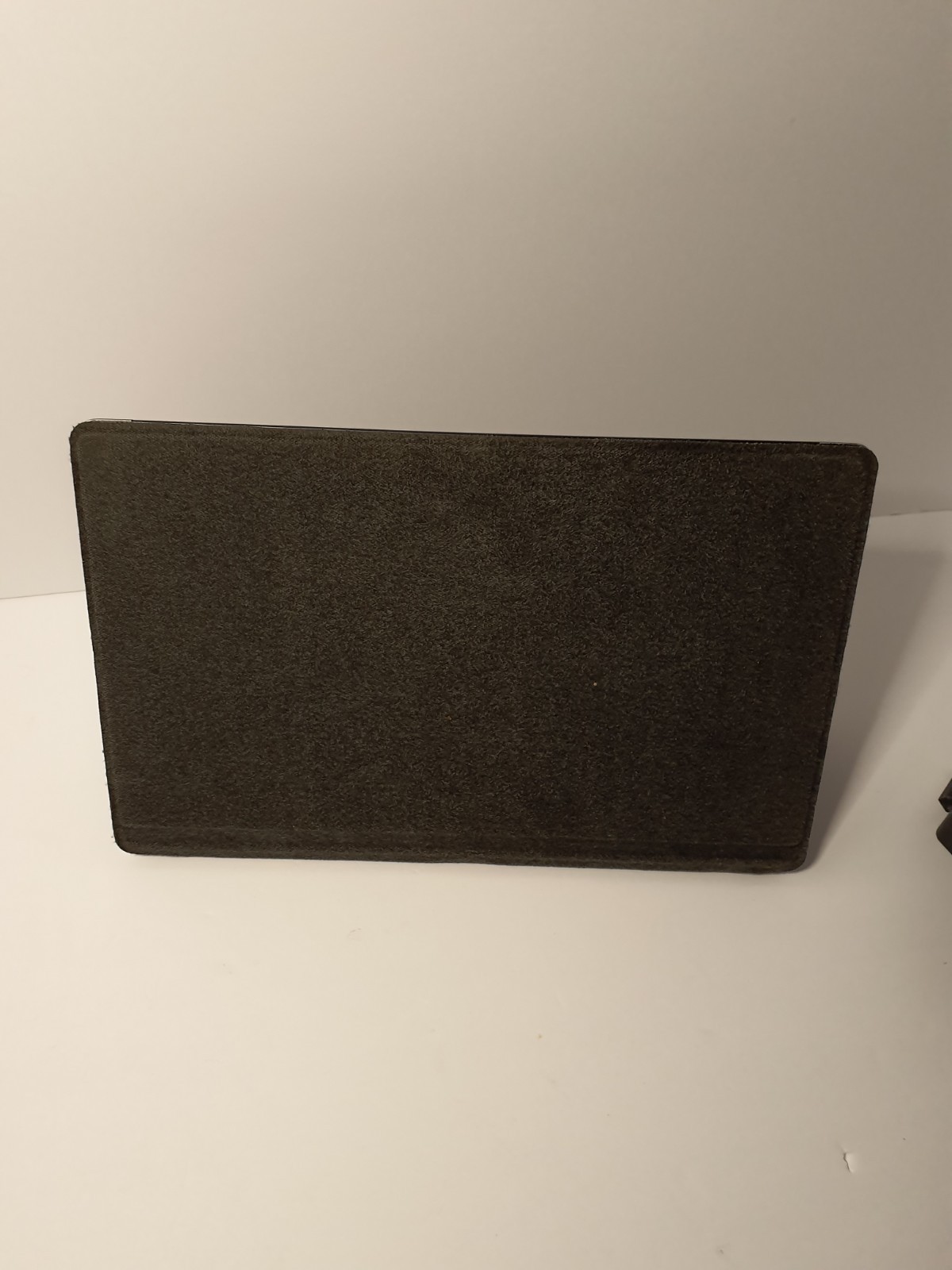 Microsoft Surface Pro 2 1601 10.6in (128GB SSD, Intel Core i5-4300U, 1.90…