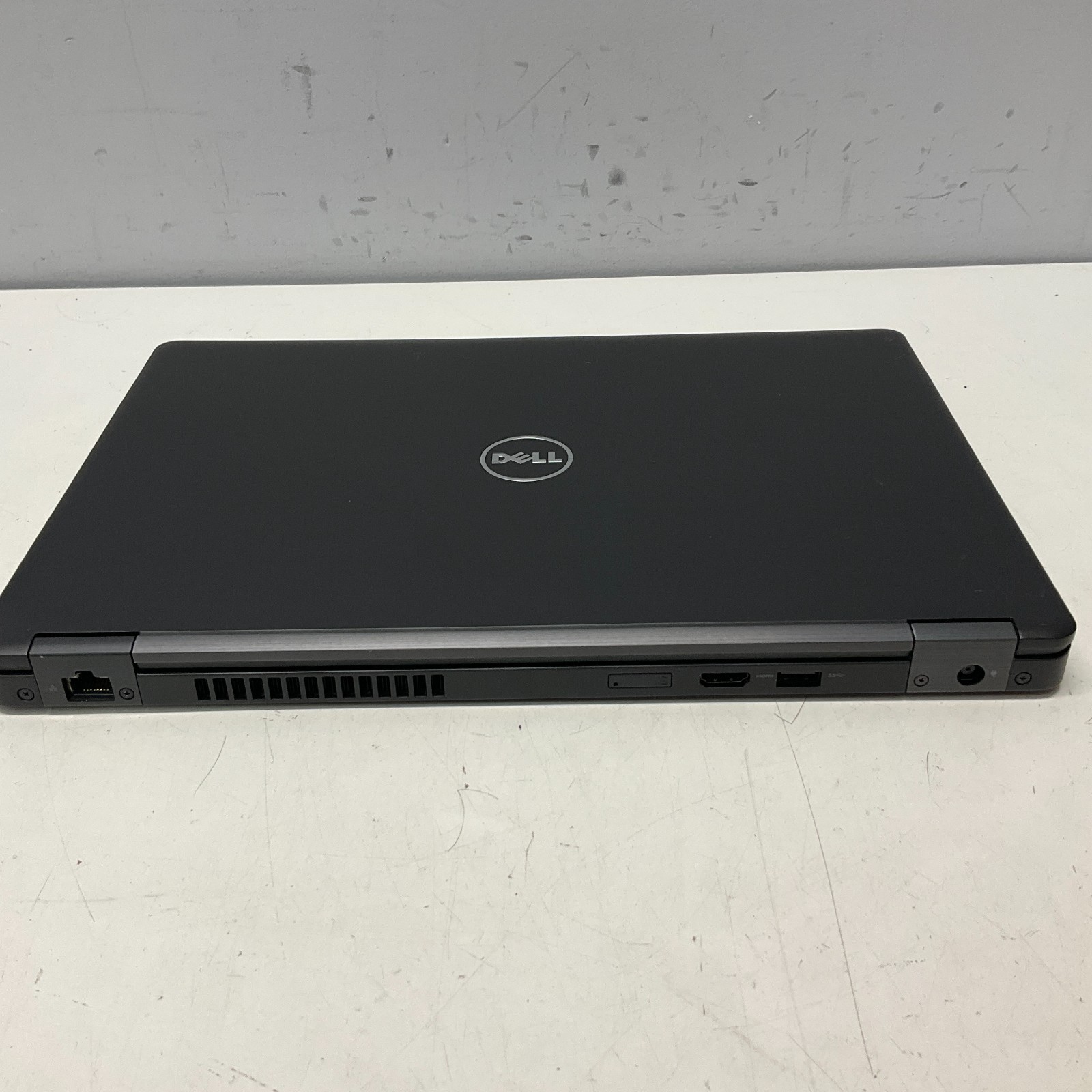 Dell Latitude 5480 14″ Intel Core i5-7200U 2.50GHz 8GB 250GB SSD Windows 10 Pro