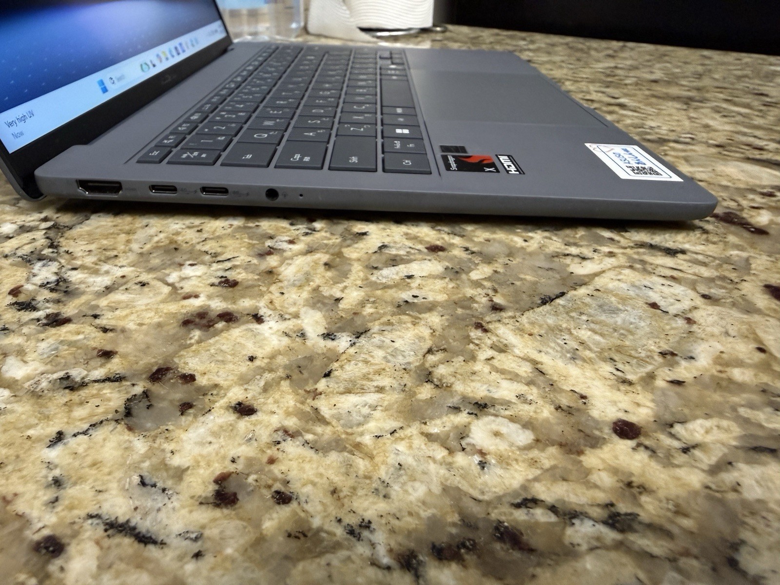 Asus Zenbook A 14 FHD+ 3.2 GHz Snapdragon X 16GB RAM 512GB SSD