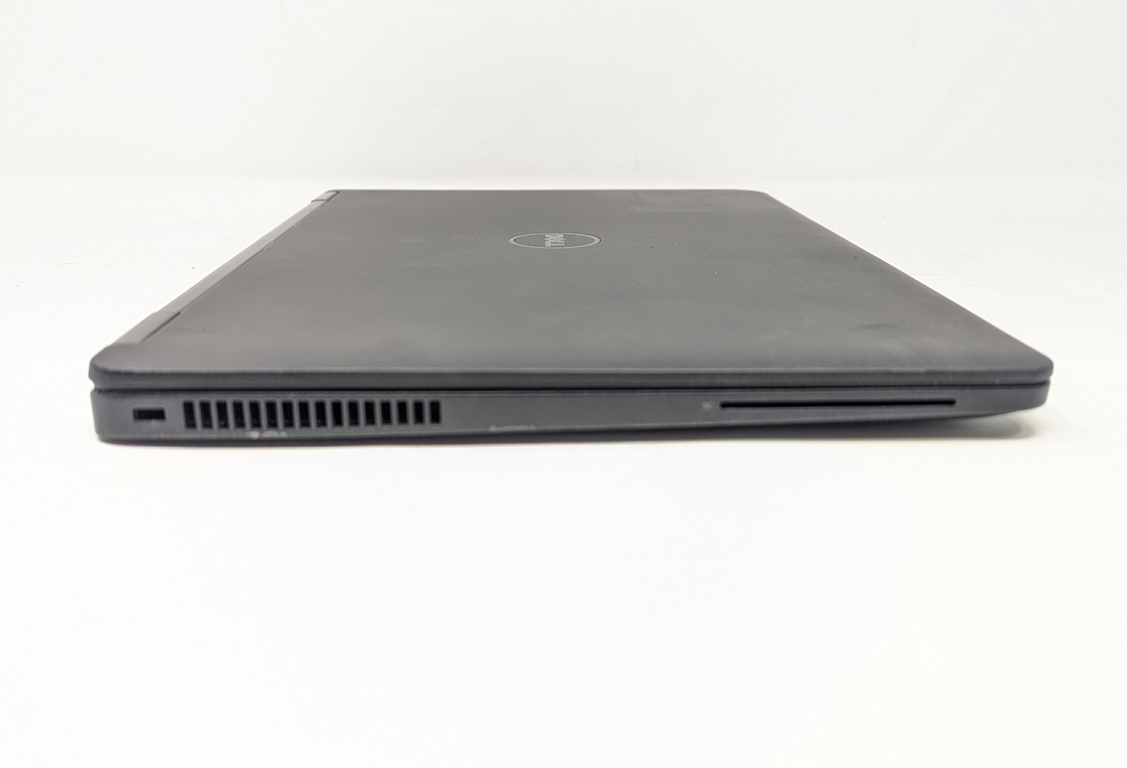 Dell Latitude E7470 – 14″ Intel Core i5-6300U 2.5 GHz 8GB DDR4 RAM No OS/SSD