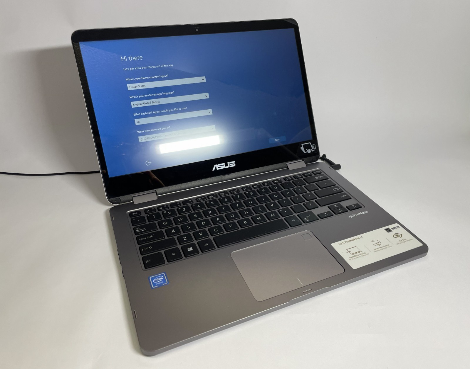 Asus VivoBook Flip 14 J401M Celeron N4000 1.10GHz 4GB, 64GB Convertible 2-in-1