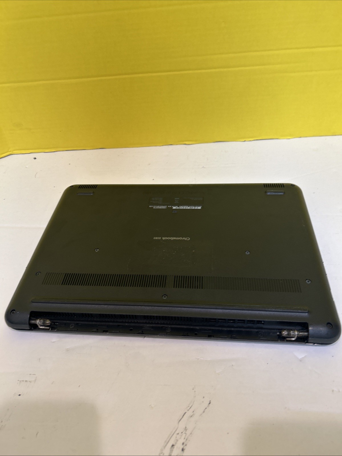Dell Chromebook 13′ inch 3380 C3855 4GB Ram 16GB SSD **See Description**