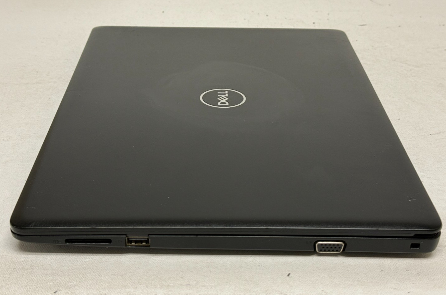 Dell Latitude 3490 14″ (i5-8250u 1.60GHz – 8GB RAM – 256GB SSD – Win11Home)
