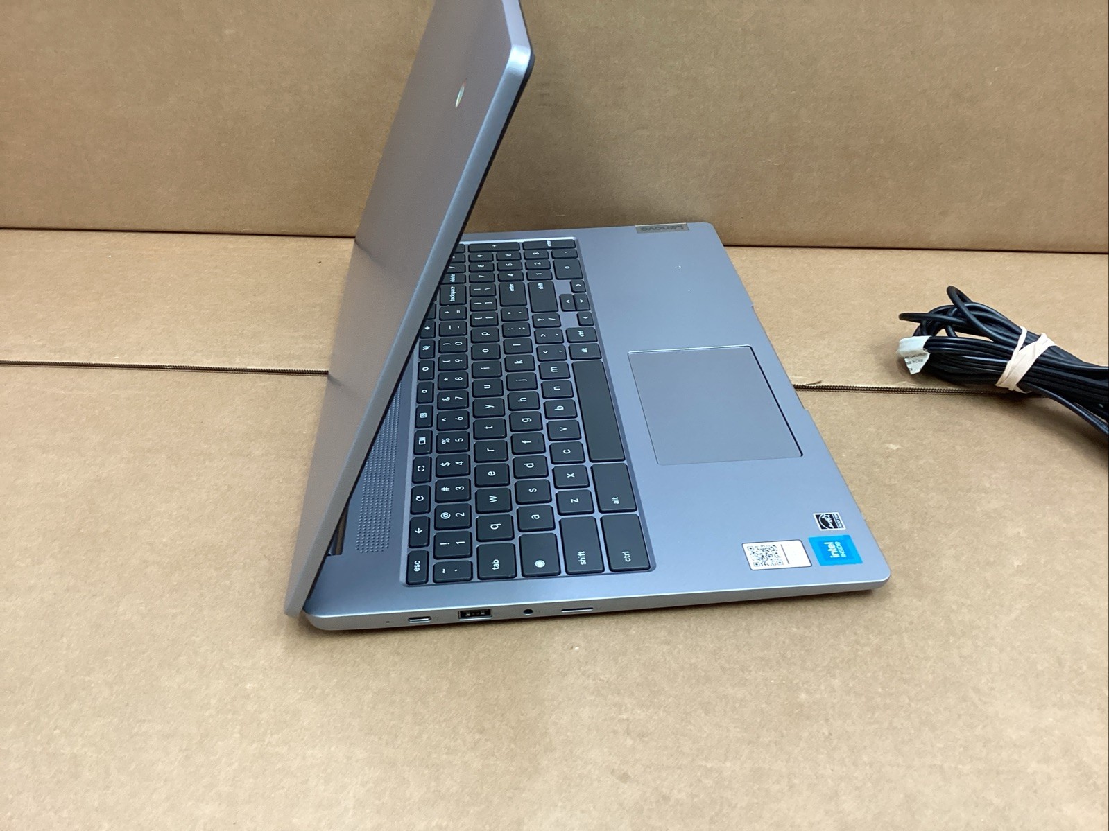 Lenovo Ideapad 3 Chrome 15IJL6 15.6″ Celeron N4500 2.8GHz 4GB RAM 64GB eMMC