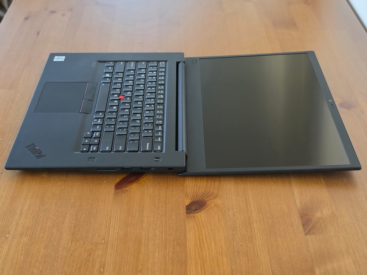 Lenovo ThinkPad P1 Gen 3 i7-10875H 16GB 15″ FHD 1920×1080 512GB SSD NVIDIA T1000