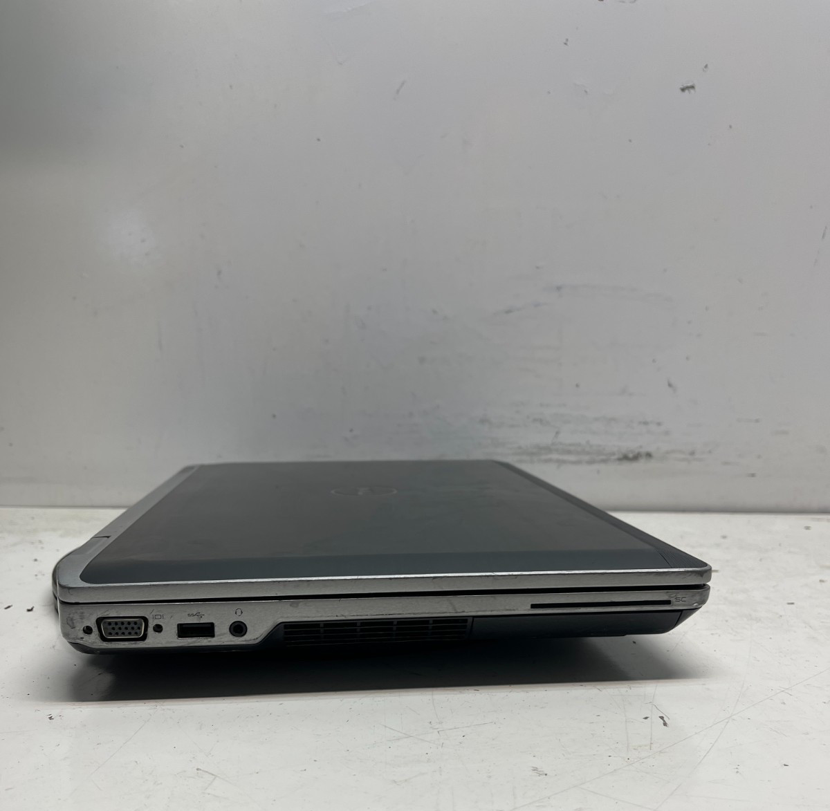 Dell Latitude E6530 Intel Core i5-3210M 2.50Ghz 4GB NO HDD