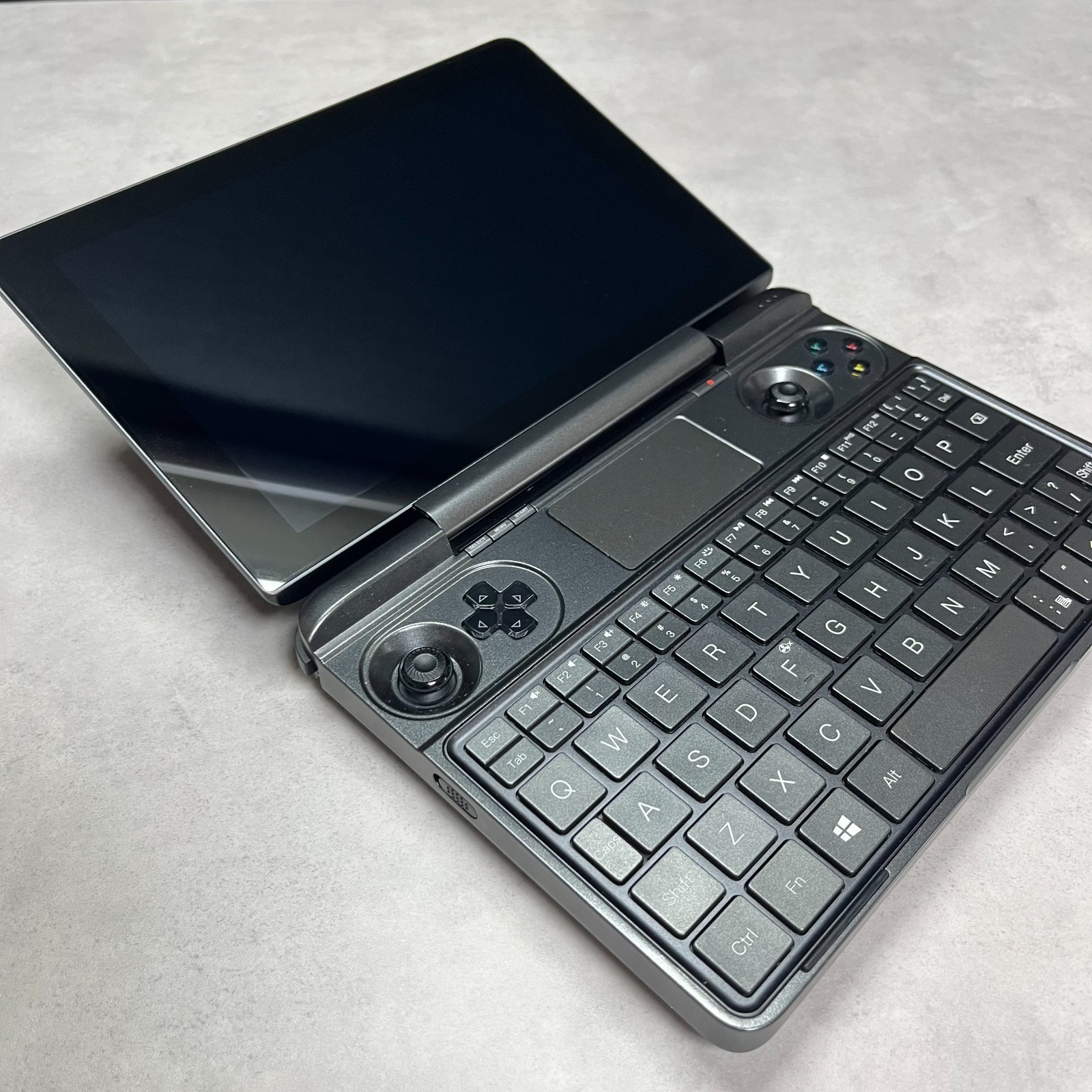 GPD Win Max 2020 Portable Gaming PC Intel i5-1035G7 16GB/SSD Work Tested Good!!