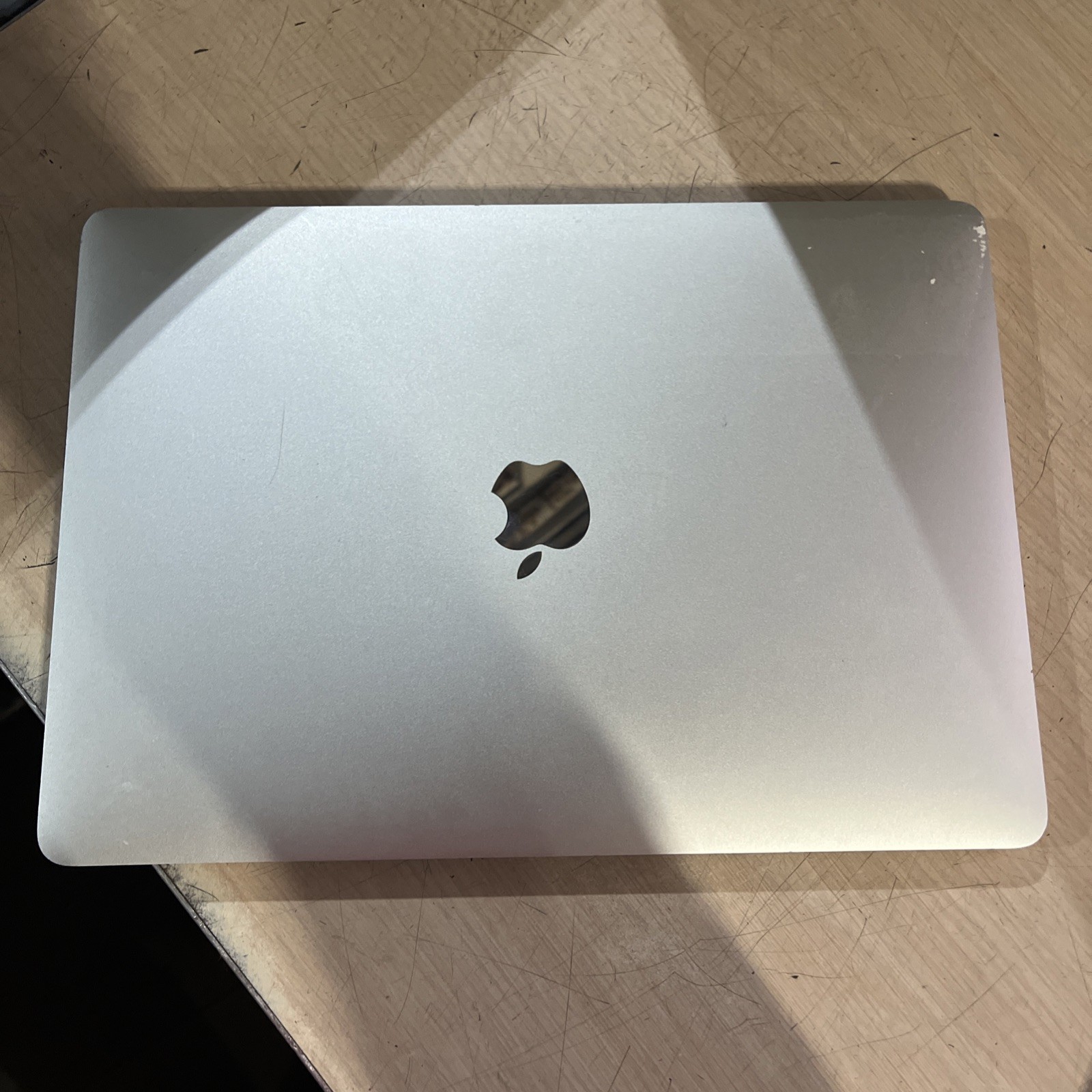 APPLE MACBOOK PRO 13″ TOUCH/MID-2017 CORE I5-7267U 3.1GHZ 8GB RAM 256SSD