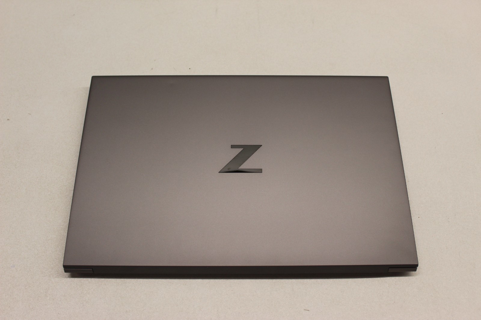 HP ZBook Studio G7 I7-10850H 512GB NvME 32GB DDR4 Win11P Nvidia QuadroT1000