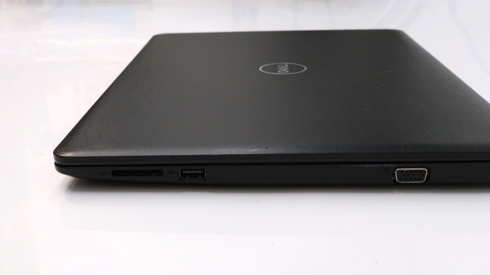 Dell Latitude 3490 14″ i5-7200u 8GB 128GB – Fair READ DESC