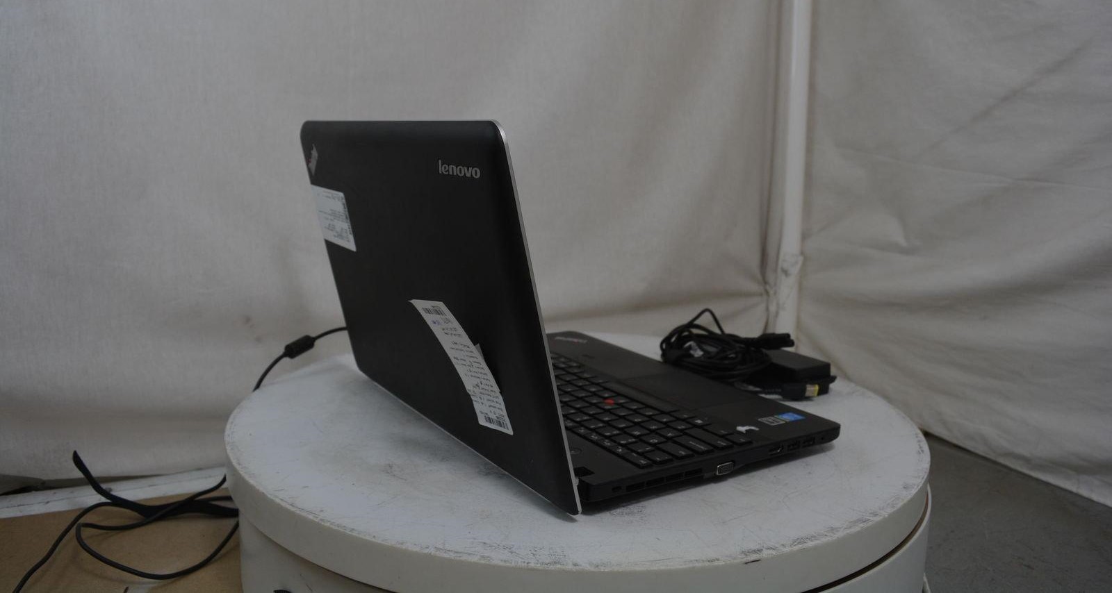 Lenovo ThinkPad Edge E540 Laptop Intel Core i3-4000M 4GB 500GB SEE NOTES