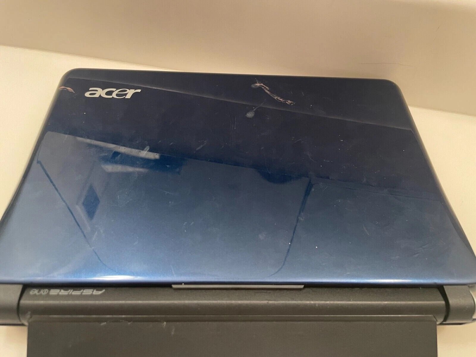 Acer Aspire One KAV10 Netbook Laptop Atom 1GB RAM 160GB HDD Windows 10 Pro 10.1″