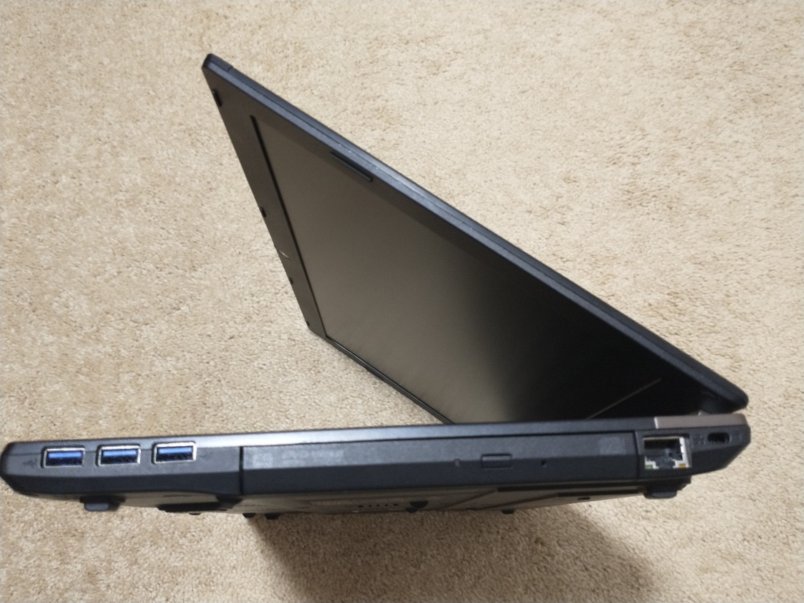 Acer Travelmate P653-M i7-3632QM @2.2GHz 8G RAM 500G HDD W10P