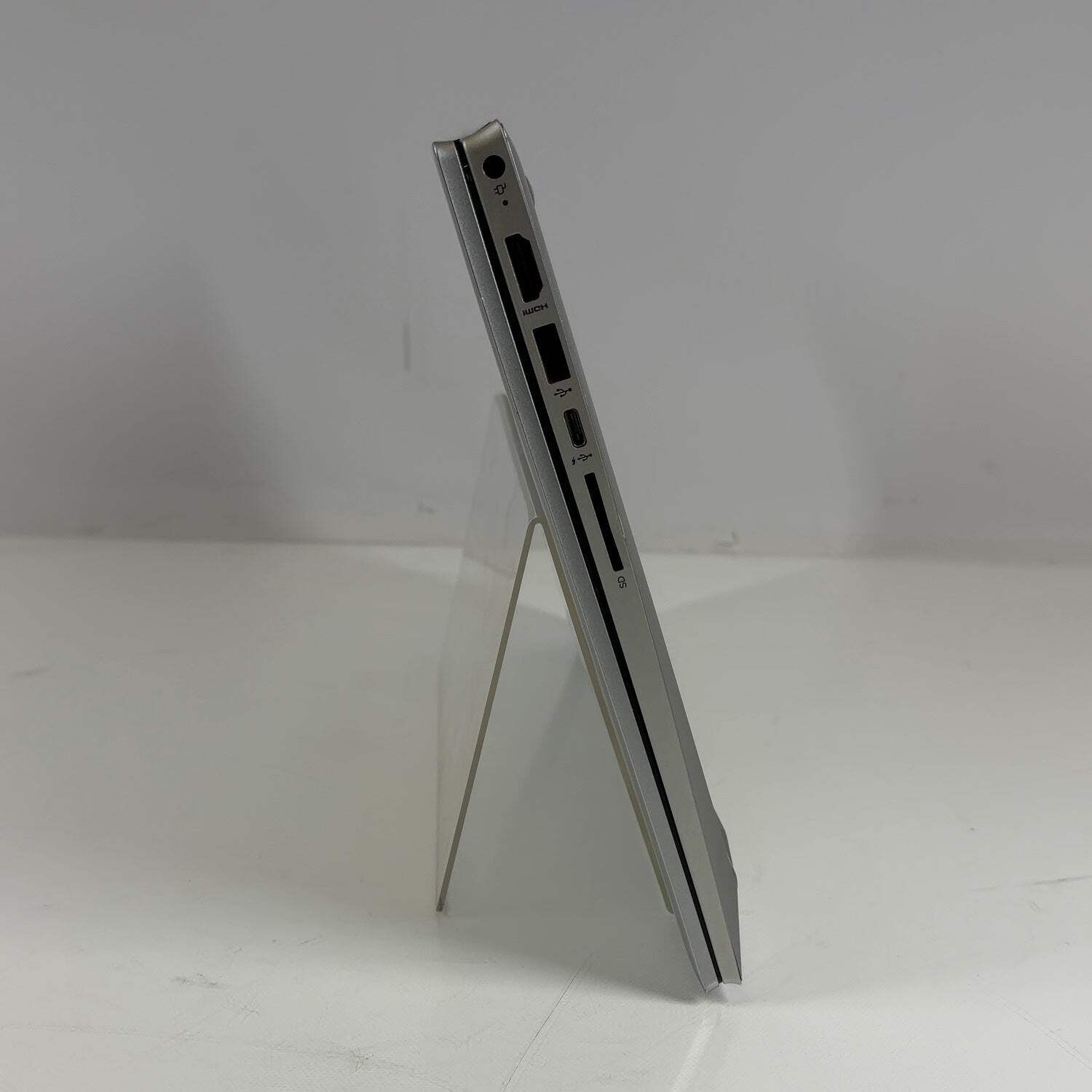 HP Pavilion x360 14-DW1010WM 14″ i5-1135G7 2.4GHz 8GB RAM 256GB SSD