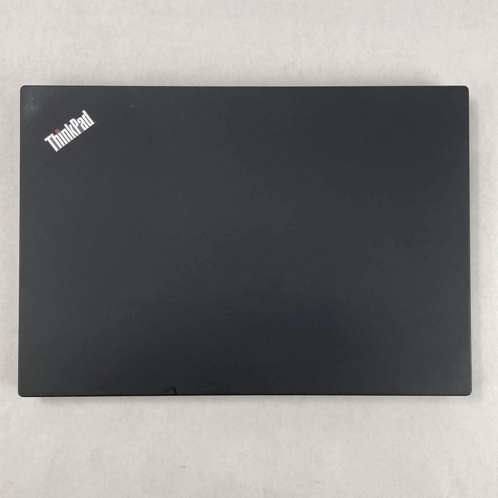 Lenovo ThinkPad T14 Gen 2a 14″ Ryzen7 Pro 5850U 1.90 GHz 16 GB RAM No SSD/OS/AC