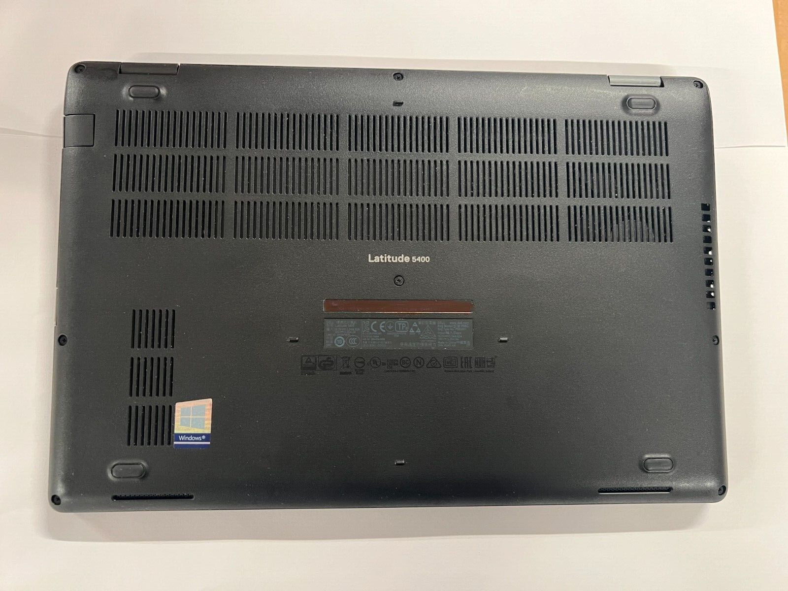 DELL 5400 14 TOUCH FHD i7-8665U 1.9GHz 16GB RAM 256GB SSD WIN11 KEYBOARD BROKEN