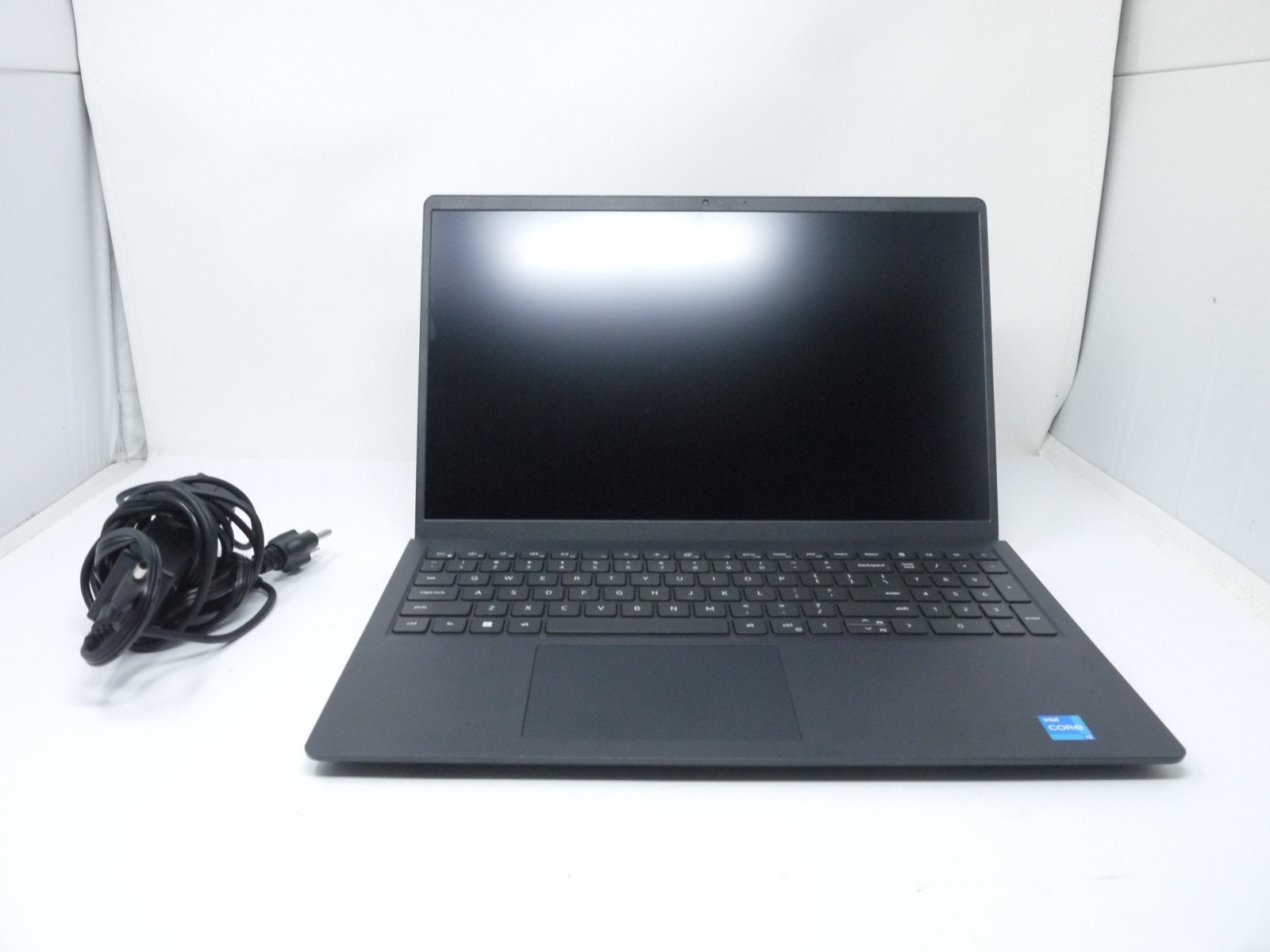 Dell Inspiron 15 3520 15.6″ Laptop – Core i3-1215U / 8GB / 256GB SSD / Win11