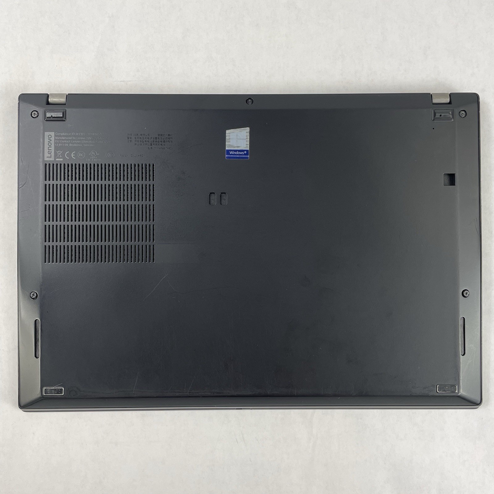 Lenovo ThinkPad T490s 14″ i5-8365U 1.60 GHz 8 GB RAM No SSD/OS/AC
