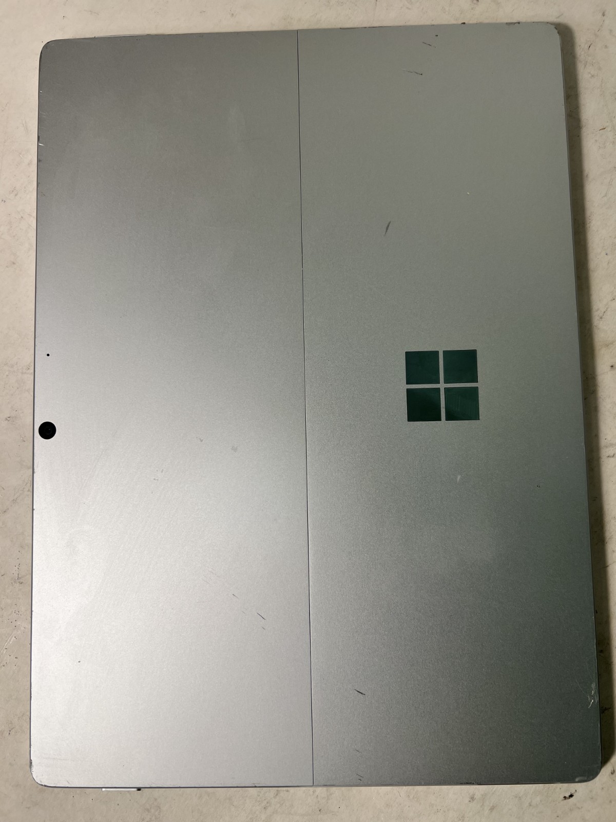 Microsoft Surface Pro 8 1983 i5-1145G7 2.6GHz 8GB DDR4RAM NO SCREEN AS-IS No SSD