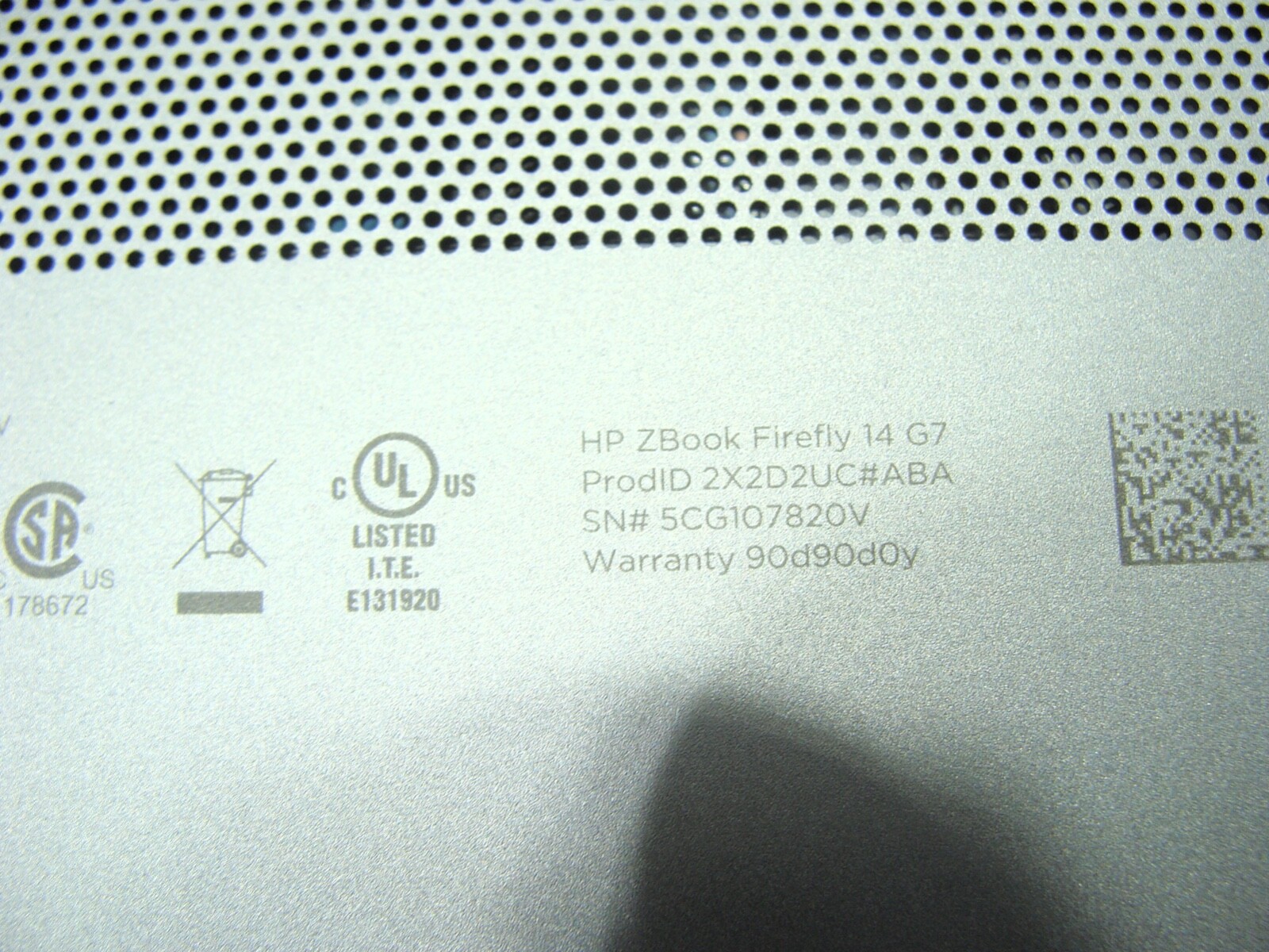 HP ZBook Firefly 14 G7 Mobile Workstation 14″ Laptop Intel i7-10610U 1.8 Ghz 16G