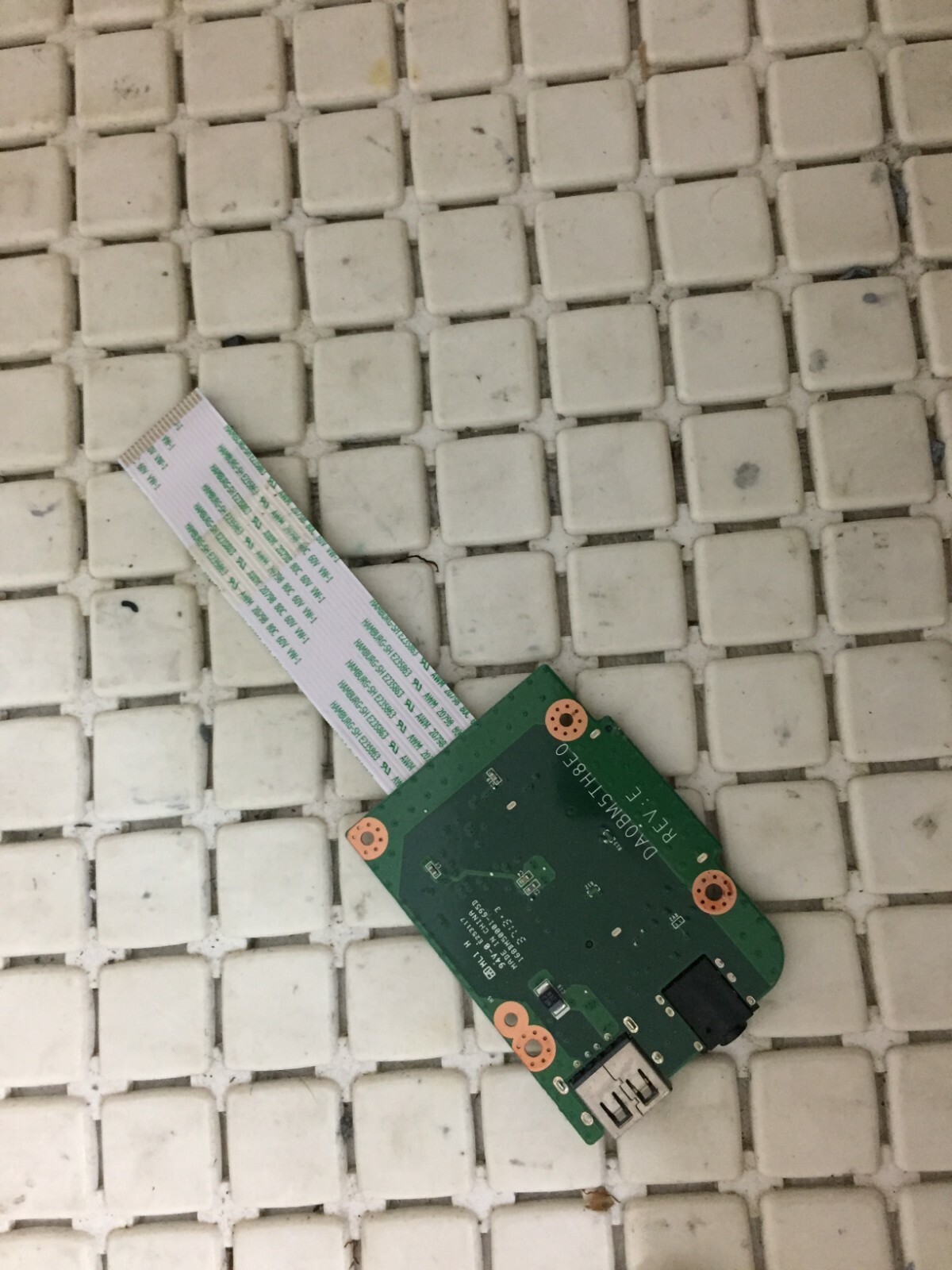 LENOVO B5400 USB AUDIO JACK CARD WITH FLAT