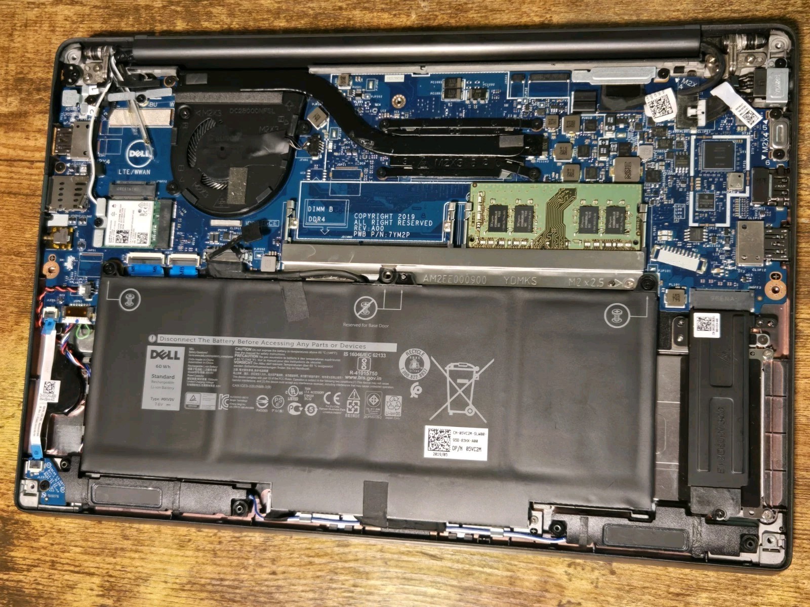 *Computrace* Dell Latitude 7400 I5-8365U 8GB *No SSD* Charger READ