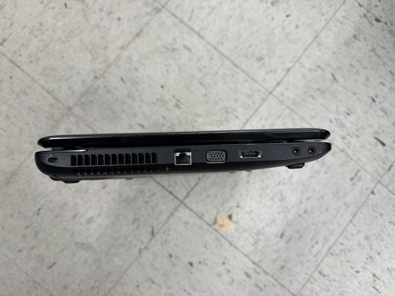 Toshiba Satellite L655-S5150 Laptop 4GB RAM Intel Pentium 2.13GHz 300GB Working