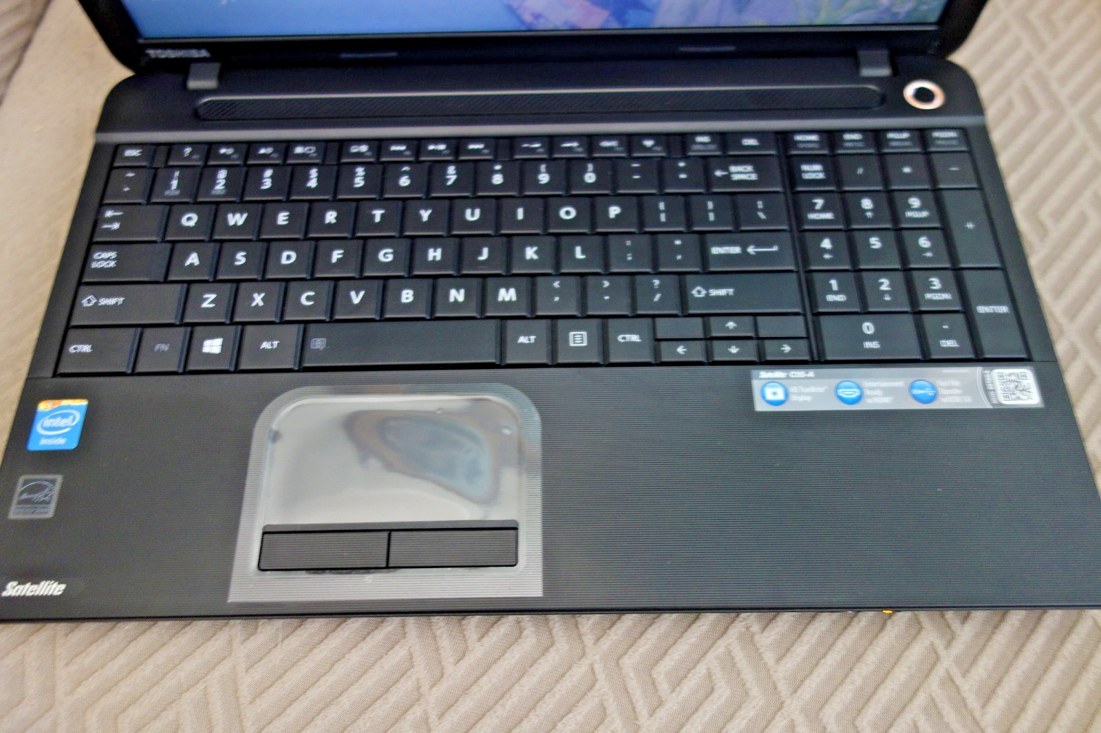 Toshiba Satellite C55-A5300 Laptop Win 10 HD TrueBrite Display HDMI USB 3 DVDRW