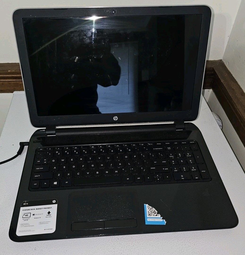 HP Intel Pentium 15-1271WM Laptop 4GB Ram 500GB Hard Drive – FOR PARTS OR REPAIR
