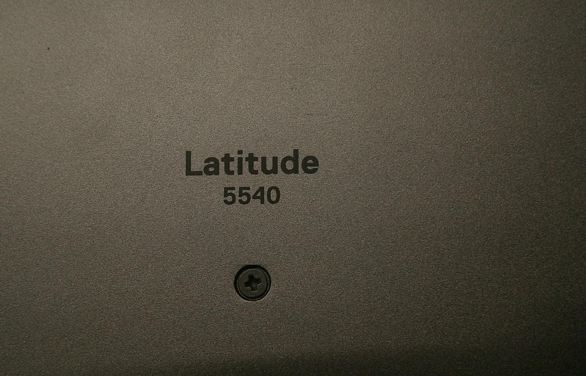 Dell Latitude 5540 15.6″ i5-1335U @ 4.25GHz 8GB RAM 128GB SSD Win 11 Pro